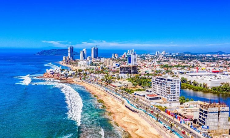 Mazatlan-malecon