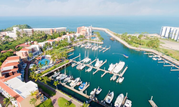 marina-cerritos-01